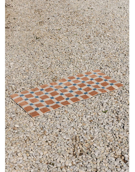 stripes, checkers and grids geometric pattern area rug tufted home decor colorful colourful blue and orange