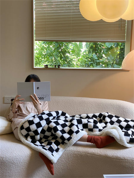 checkered checkerboard print plush fleece blanket throw checker pattern colorful sofa bedroom