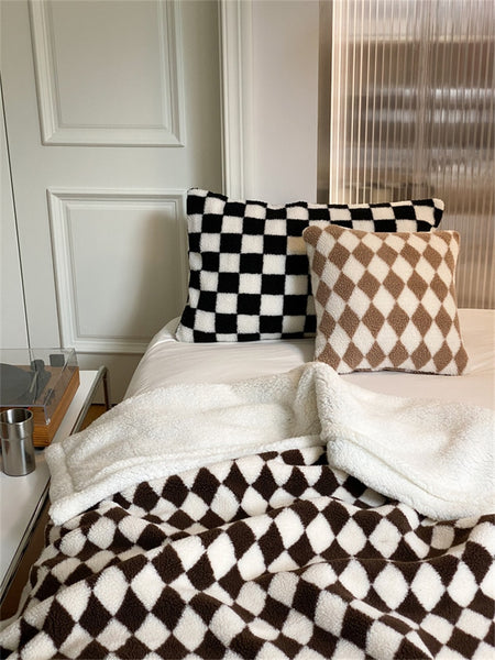checkered checkerboard print plush fleece blanket throw checker pattern colorful sofa bedroom