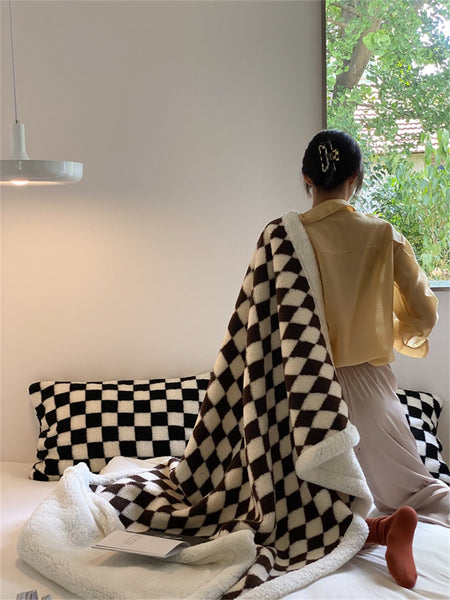 checkered checkerboard print plush fleece blanket throw checker pattern colorful sofa bedroom