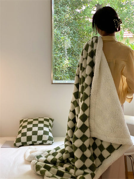 checkered checkerboard print plush fleece blanket throw checker pattern colorful sofa bedroom