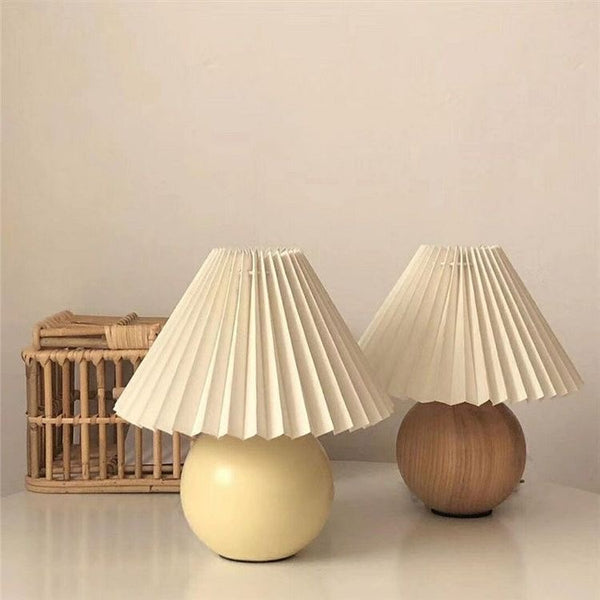 Ceramic Pleated Lamp Shade Table Lamp